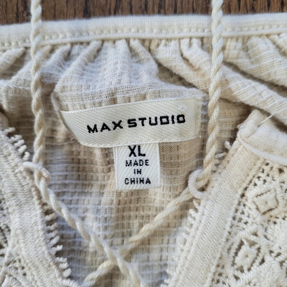 Max Studio Light Tan Yoke Lace Up Top with Flutter Sleeves Size Women's XL - Picture 12 of 13
